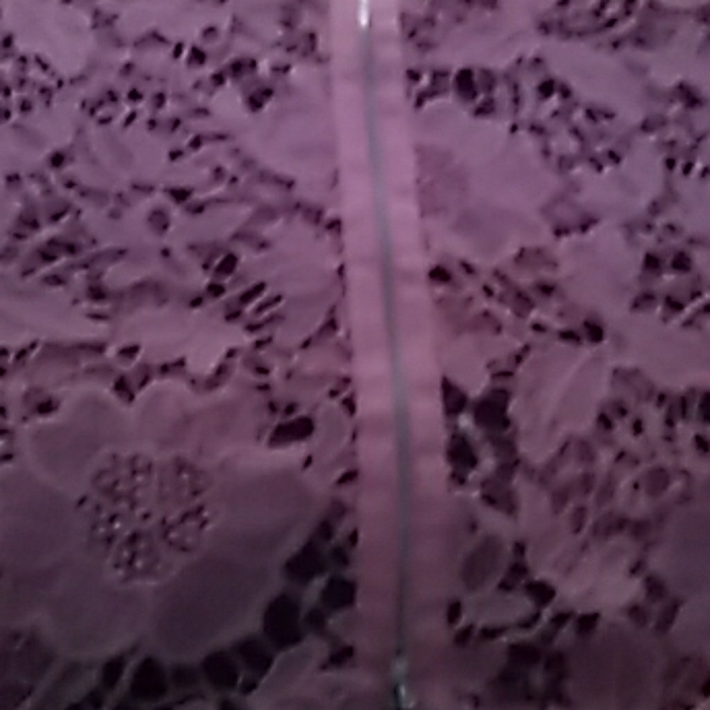 Pink pastel lace top - Picture 2 of 3